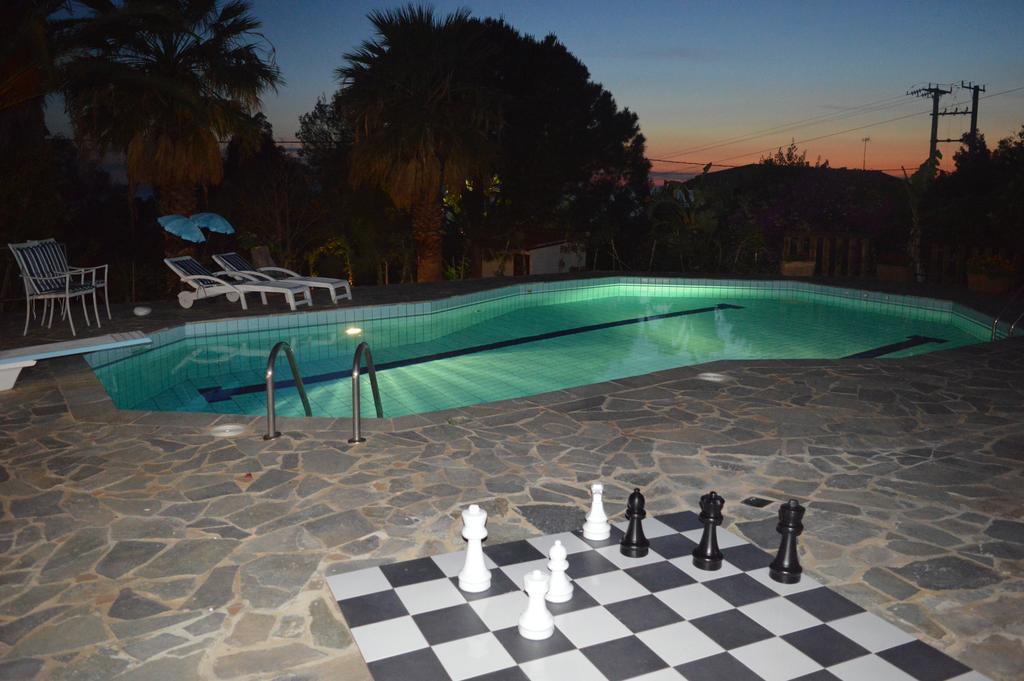 Villa Suites Lagonisi Luxury Esterno foto